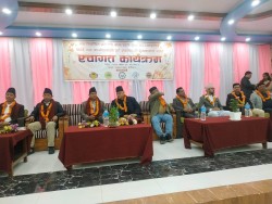 हेटौंडामा व्यवसायी र उद्योगीले गरे निर्वाचित सांसदको स्वागत